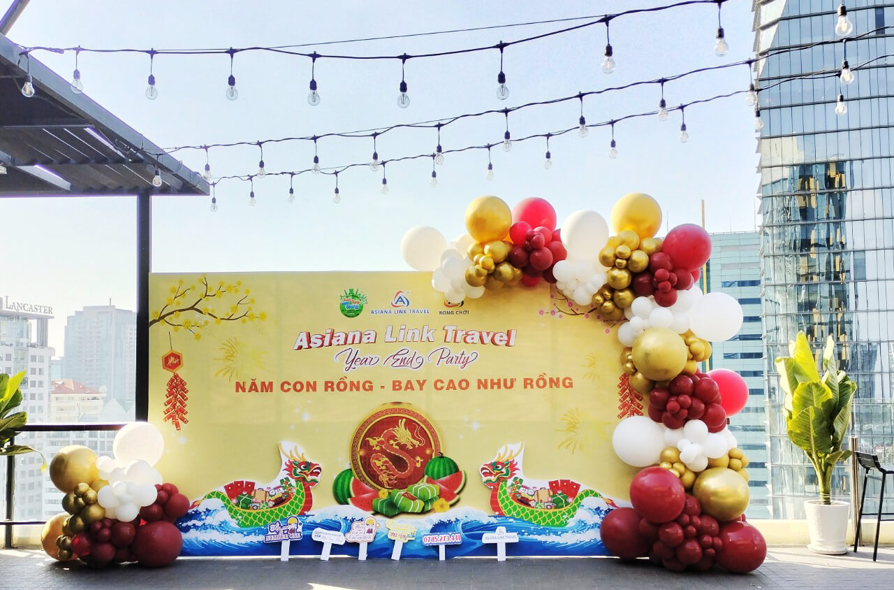 Bảng báo giá dịch vụ trang trí year end party – đẳng cấp không nằm ở con số, mà