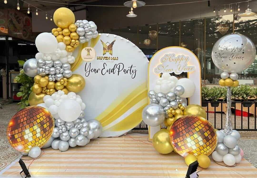 Bảng báo giá dịch vụ trang trí year end party