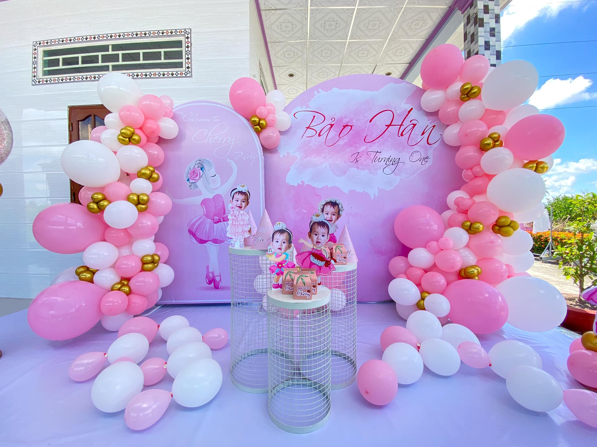 Dịch vụ trang trí sinh nhật trọn gói – đẹp độc đáo, giá rẻ, chuẩn 5 sao tại hà n