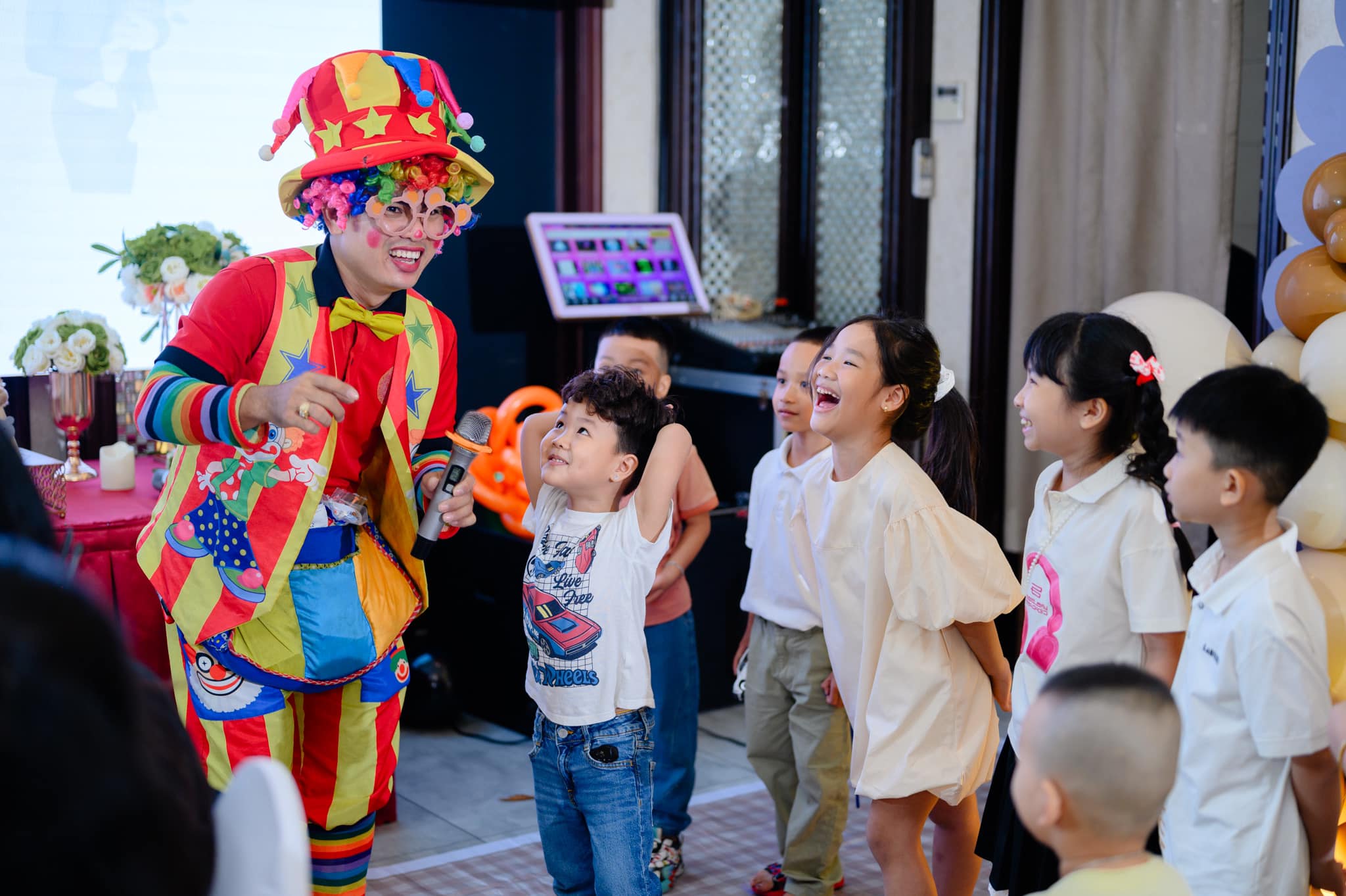 Dịch vụ chú hề sinh nhật chuyên nghiệp – khuấy động mọi bữa tiệc cùng sinh nhật
