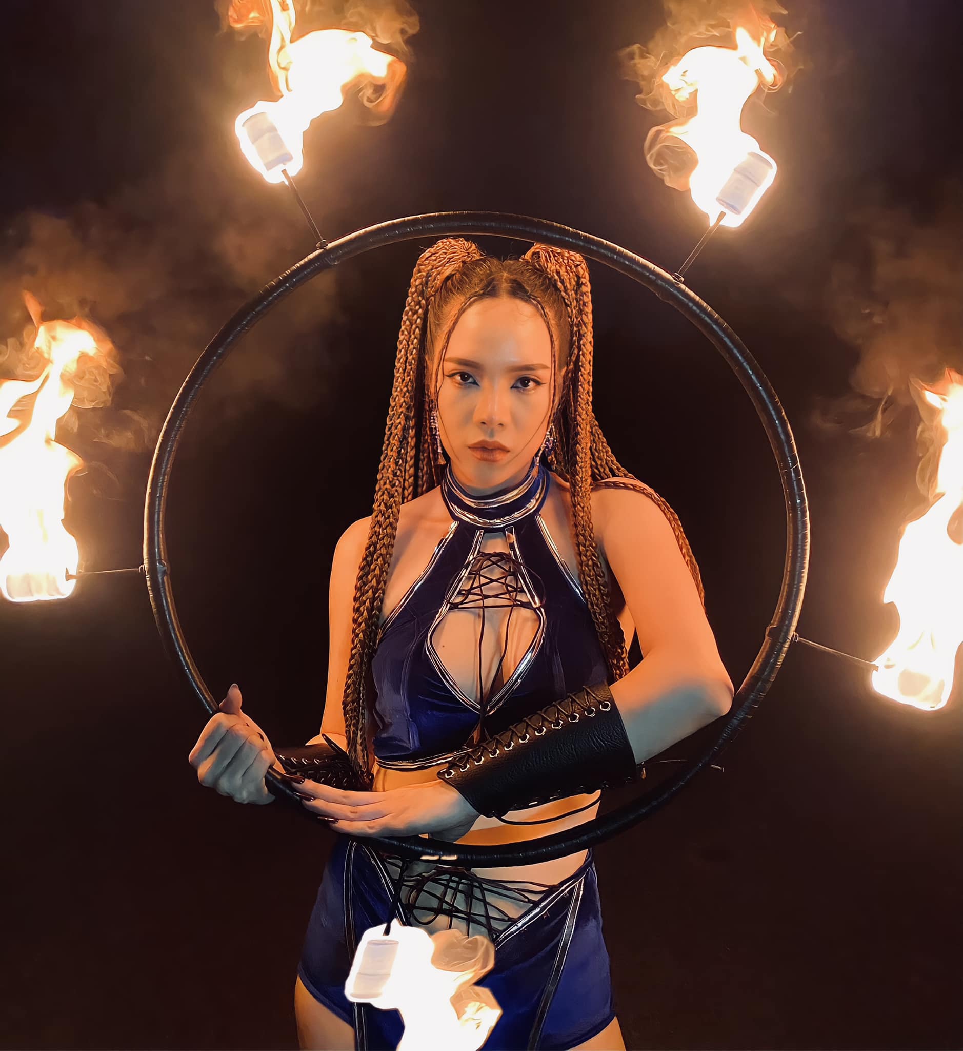 Dịch vụ múa lửa chuyên nghiệp giá tốt 2026 – sinh nhật 5 sao biểu diễn đẳng cấp