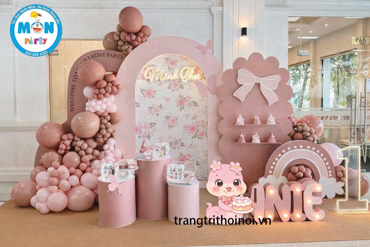 Mẫu decor thôi nôi tuổi rắn tuổi tỵ cho ba mẹ tham khảo