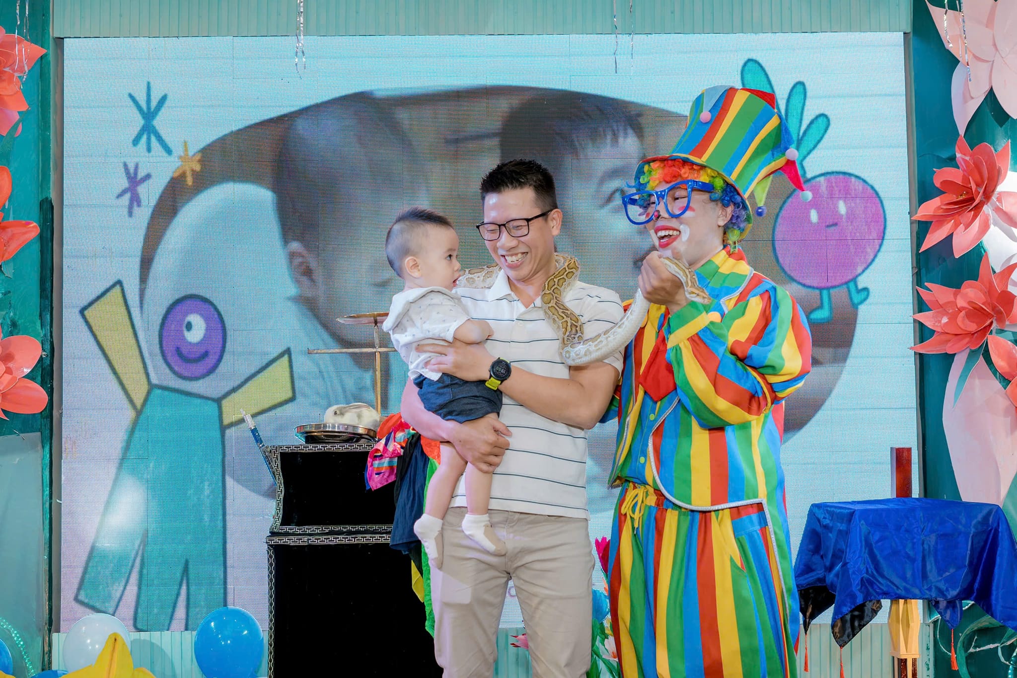 thuê chú hề sinh nhật – khuấy động tiệc vui, bé cười cả ngày!