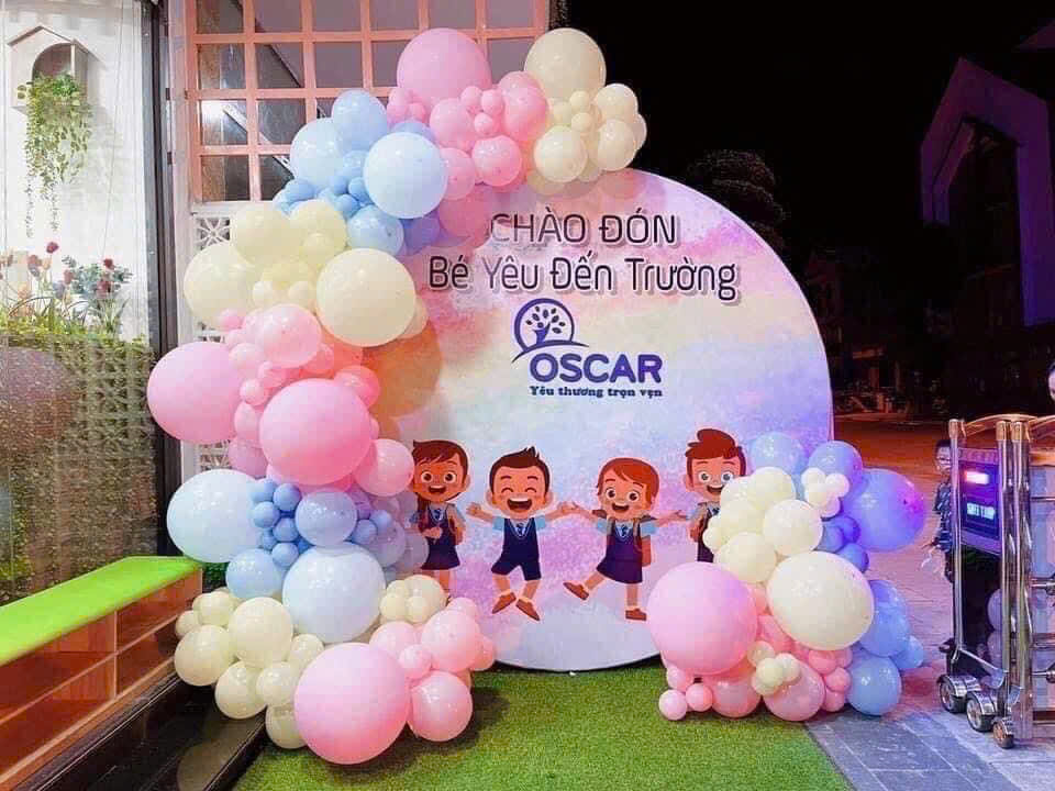 Trang trí khai giảng năm học mới bằng bong bóng trọn gói giá rẻ
