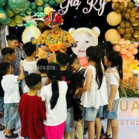 Dịch vụ cho thuê chú hề bong bóng