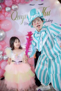 Thuê chú hề sinh nhật – biến bữa tiệc của bé thành kỷ..