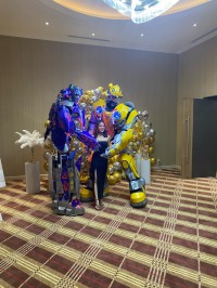 Thuê robot khổng lồ biểu diễn – điểm nhấn sự kiện cực hot 2026 | sinh nhật 5 sao