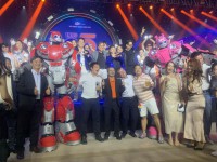 Thuê robot khổng lồ biểu diễn sự kiện – check-in cực chất cho sinh nhật & event