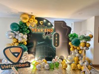 Thuê trang trí tất niên chuyên nghiệp – giải pháp tổ chức year end party ấn tượn