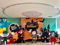 Trang trí halloween siêu kinh dị