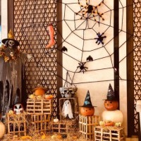 ý tưởng trang trí tiểu cảnh halloween cho quán cà phê, nhà hàng, shop thời trang